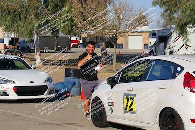 media/Oct-29-2022-CalClub SCCA (Sat) [[e05833b2e9]]/Around the Pits/